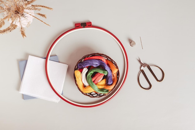 Radość z ukończonego haftu